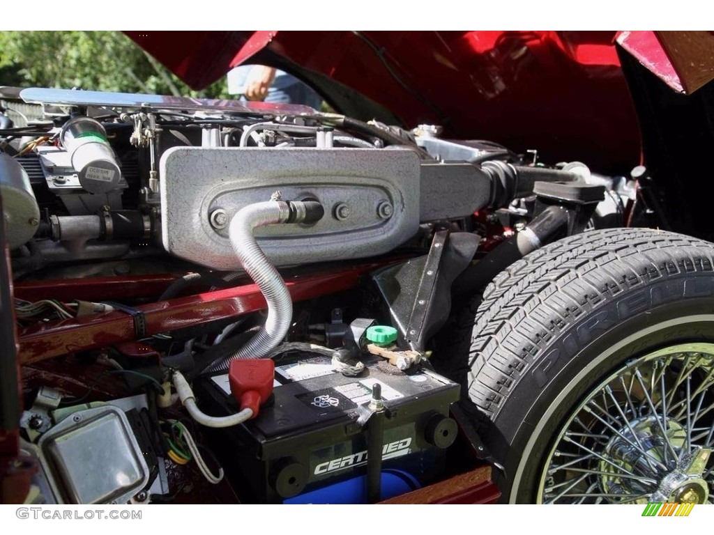 1974 Jaguar XKE Series III Roadster 5.3 Liter SOHC 24-Valve V12 Engine Photo #138558318