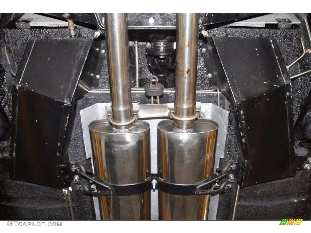 1974 Jaguar XKE Series III Roadster Exhaust Photos