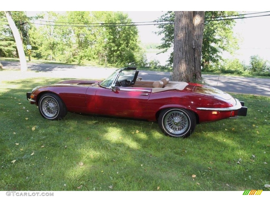 Regency Red 1974 Jaguar XKE Series III Roadster Exterior Photo #138558558
