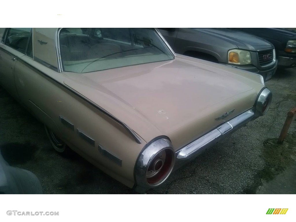 Sandshell Beige 1962 Ford Thunderbird 2 Door Coupe Exterior Photo #138561588