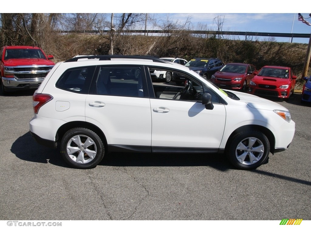 2016 Forester 2.5i - Crystal White Pearl / Gray photo #4