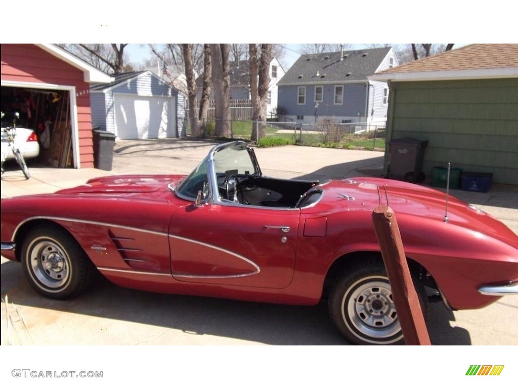 1961 Corvette Convertible - Honduras Maroon / Black photo #3