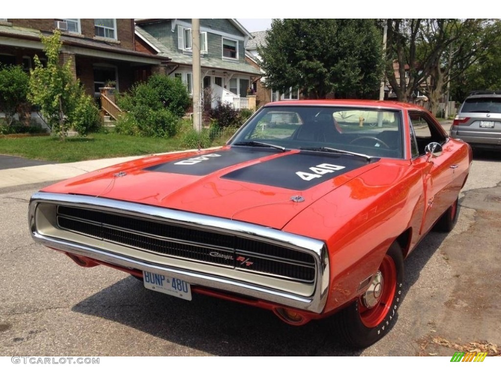 Hemi Orange 1970 Dodge Charger R/T Exterior Photo #138563256