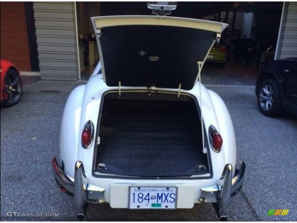 1955 Jaguar XK-140 Roadster Trunk Photos