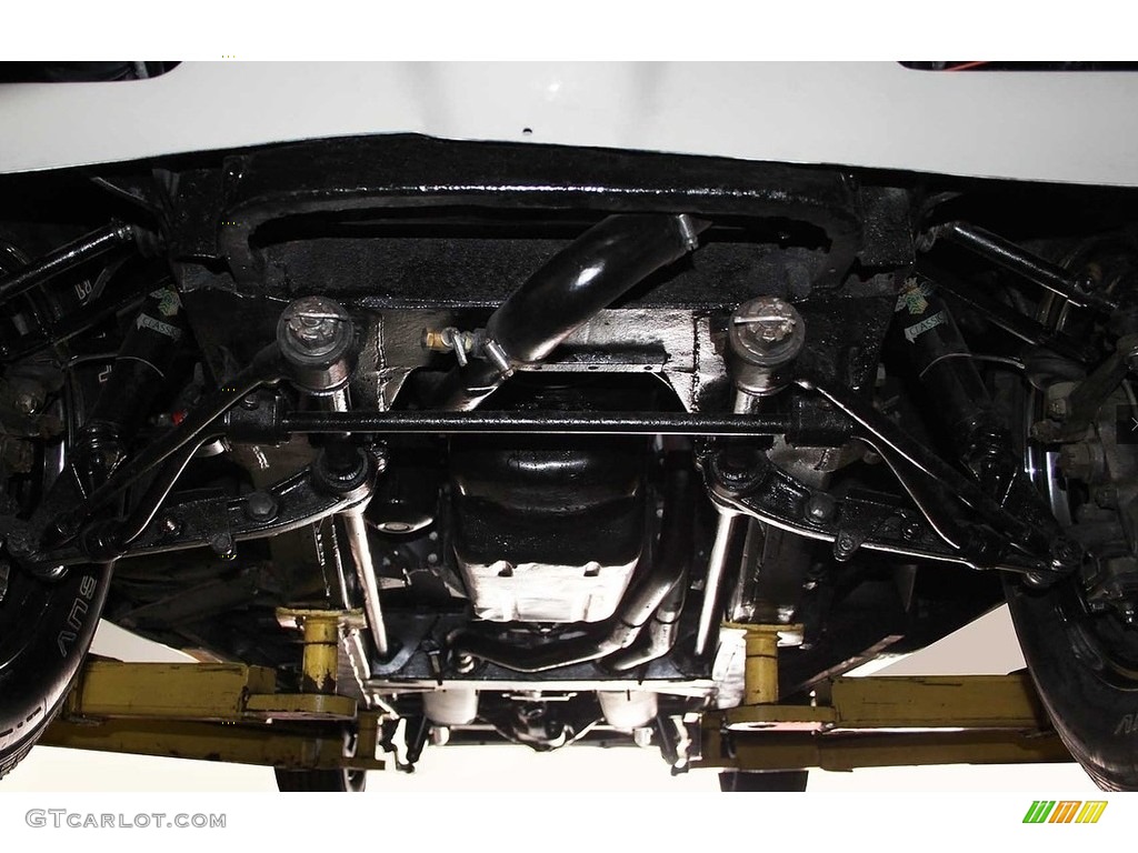 1955 Jaguar XK-140 Roadster Undercarriage Photo #138565559