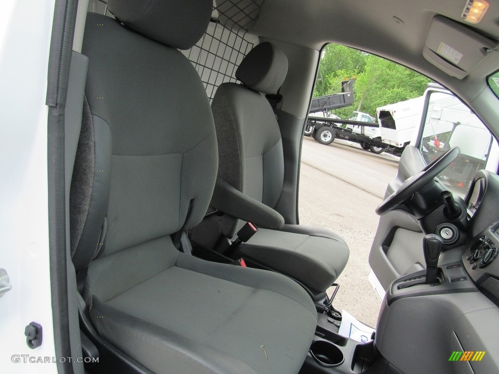 2017 Nissan NV200 SV Front Seat Photos