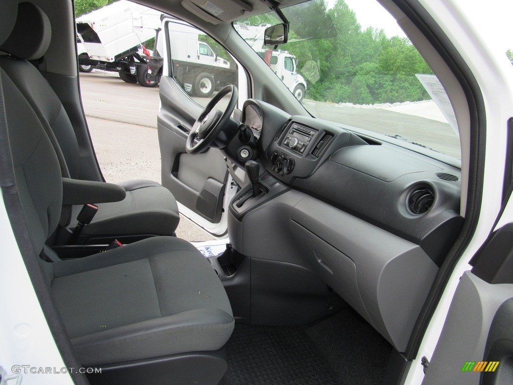 2017 Nissan NV200 SV Gray Dashboard Photo #138567753