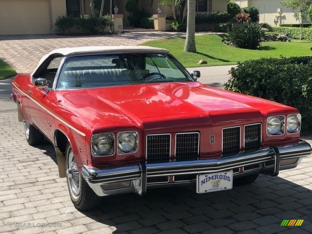 Crimson Red 1975 Oldsmobile Delta 88 Royal Convertible Exterior Photo #138568632