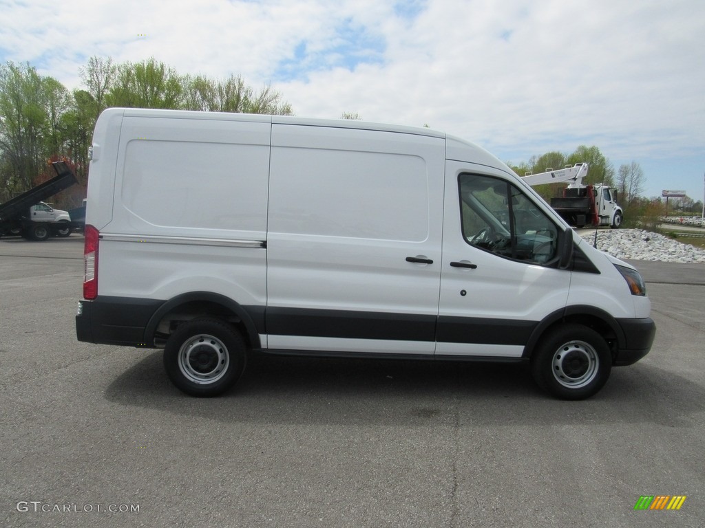 Oxford White 2018 Ford Transit Van 250 MR Regular Exterior Photo #138569454