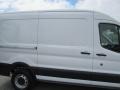 Oxford White - Transit Van 250 MR Regular Photo No. 25