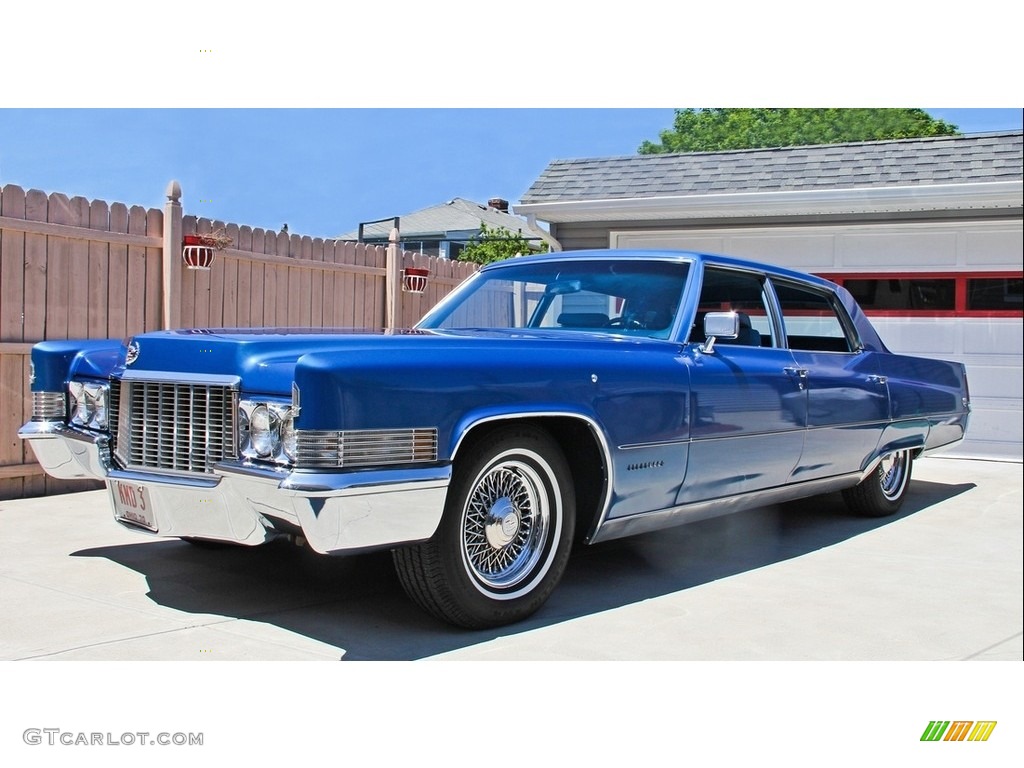 Spartacus Blue Firemist 1970 Cadillac Fleetwood Sixty Special Exterior Photo #138570090