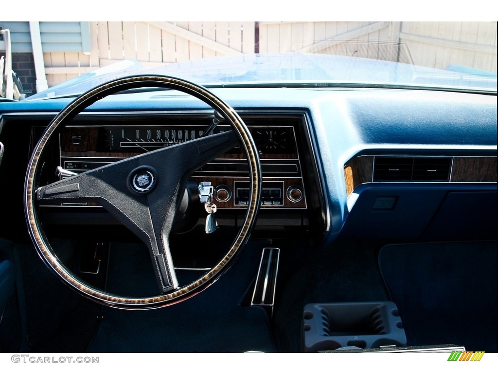 1970 Cadillac Fleetwood Sixty Special Medium Blue Dashboard Photo #138570111