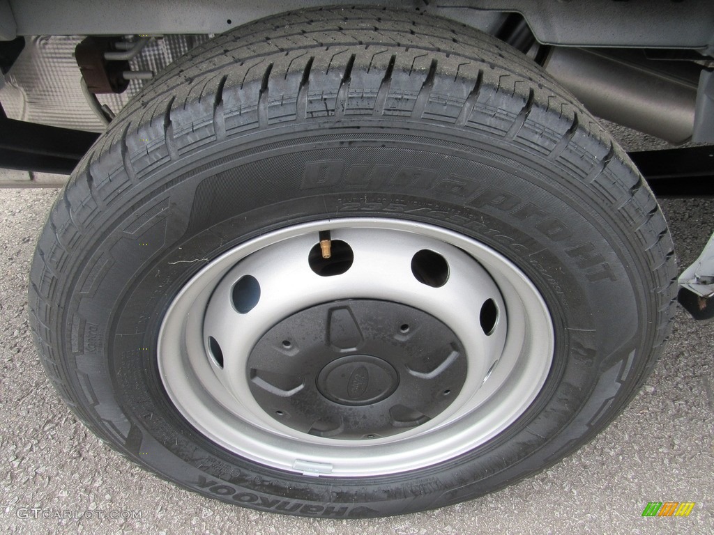 2018 Ford Transit Van 250 MR Regular Wheel Photo #138570144