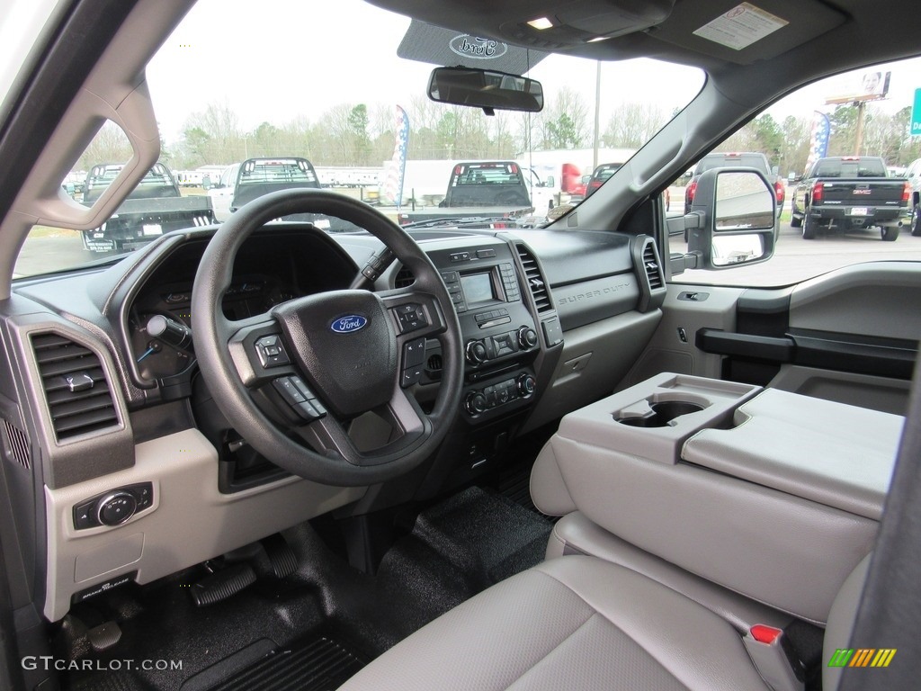 2017 Ford F250 Super Duty XL Crew Cab Front Seat Photo #138570831