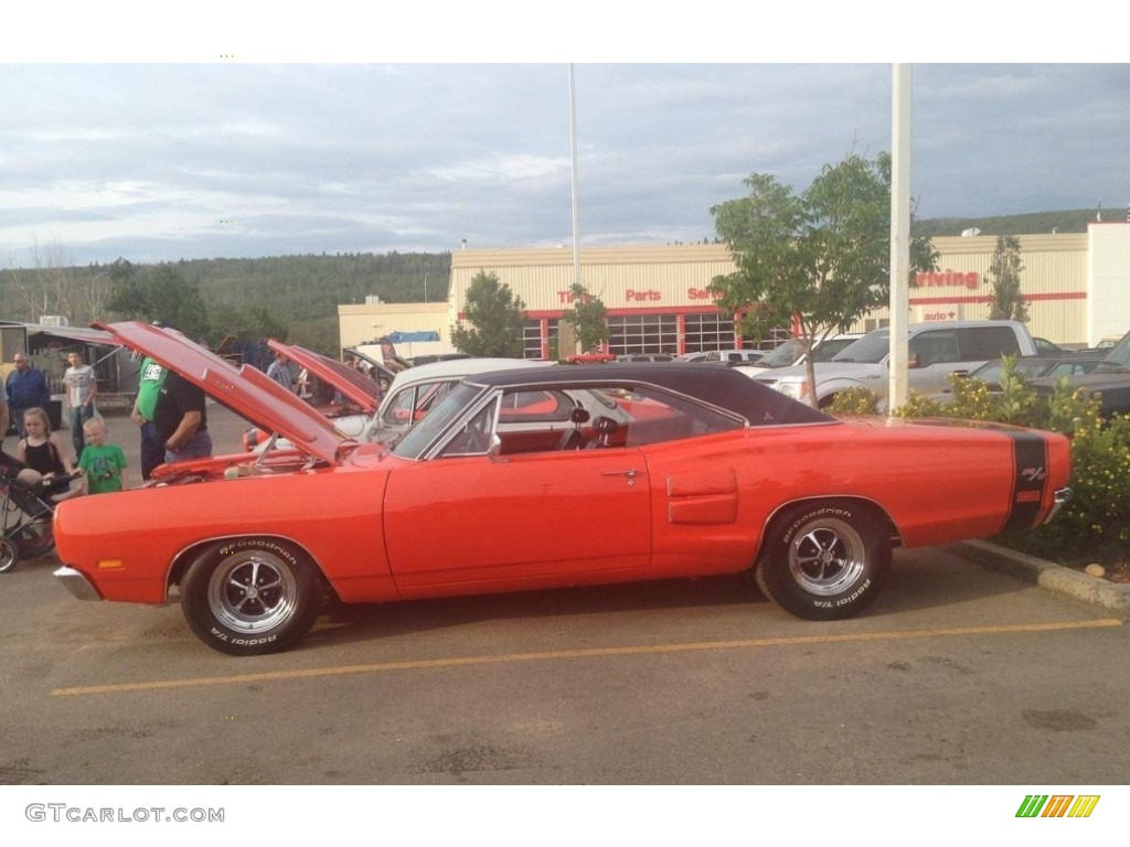 Hemi Orange 1969 Dodge Coronet R/T 2 Door Hardtop Exterior Photo #138571212
