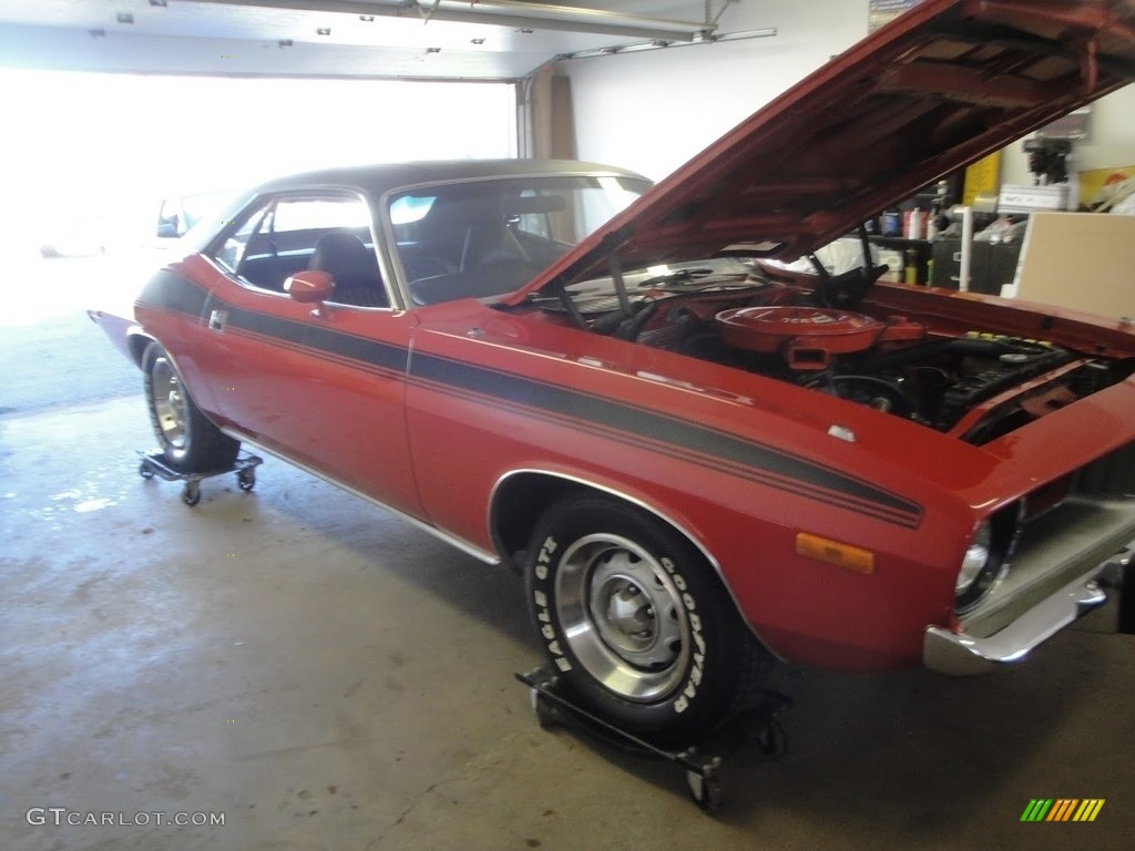 Rallye Red 1974 Plymouth 'Cuda Standard 'Cuda Model Exterior Photo #138571608