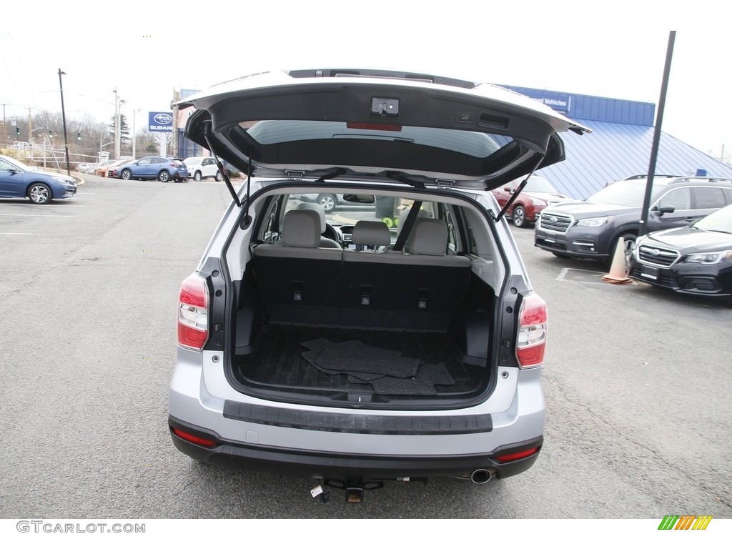 2016 Forester 2.5i Limited - Ice Silver Metallic / Gray photo #14