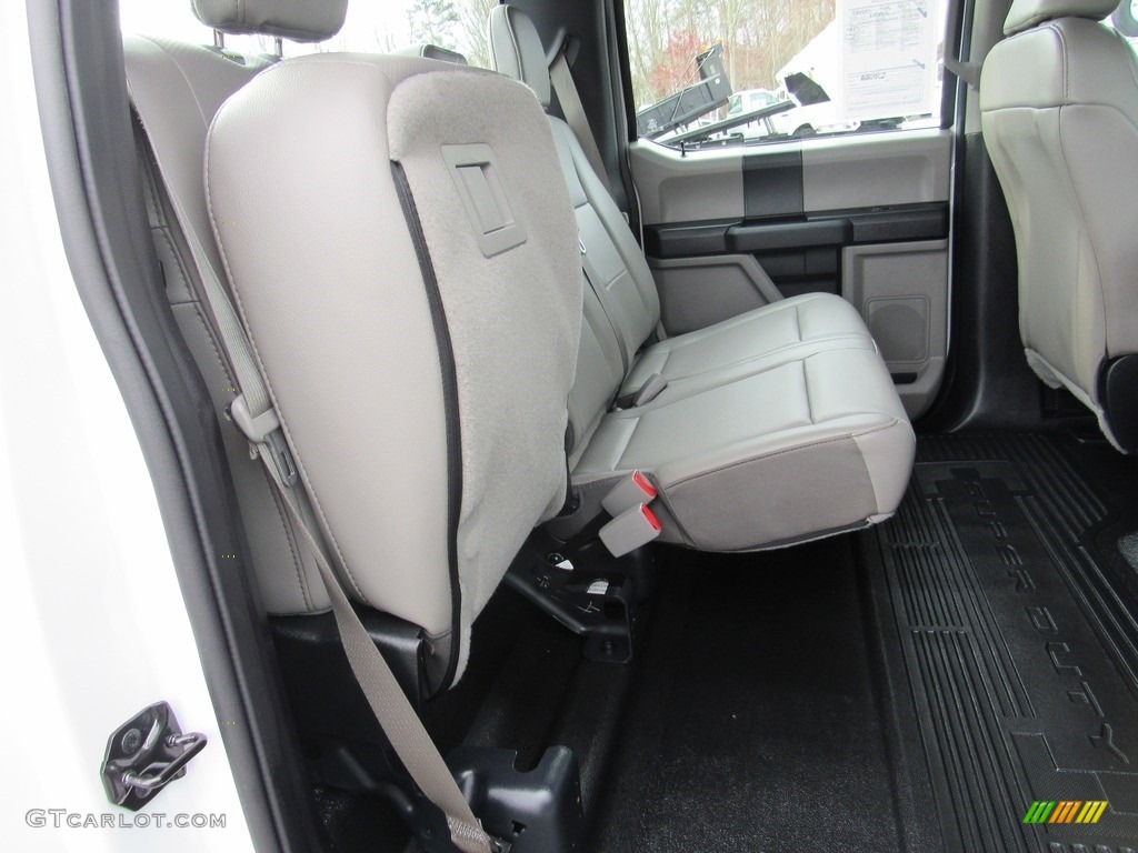 2017 Ford F250 Super Duty XL Crew Cab Rear Seat Photos