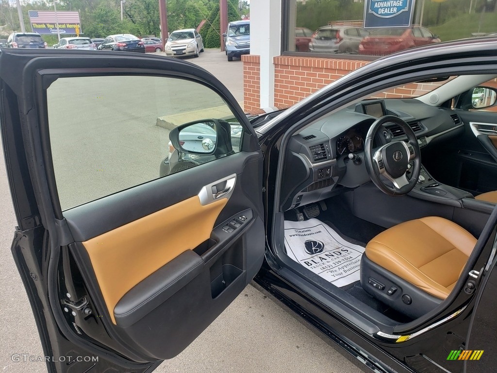 2013 CT 200h Hybrid - Obsidian Black / Caramel photo #3