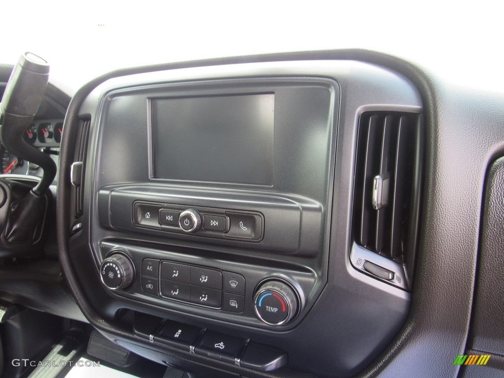 2018 Chevrolet Silverado 3500HD Work Truck Double Cab 4x4 Controls Photo #138572550