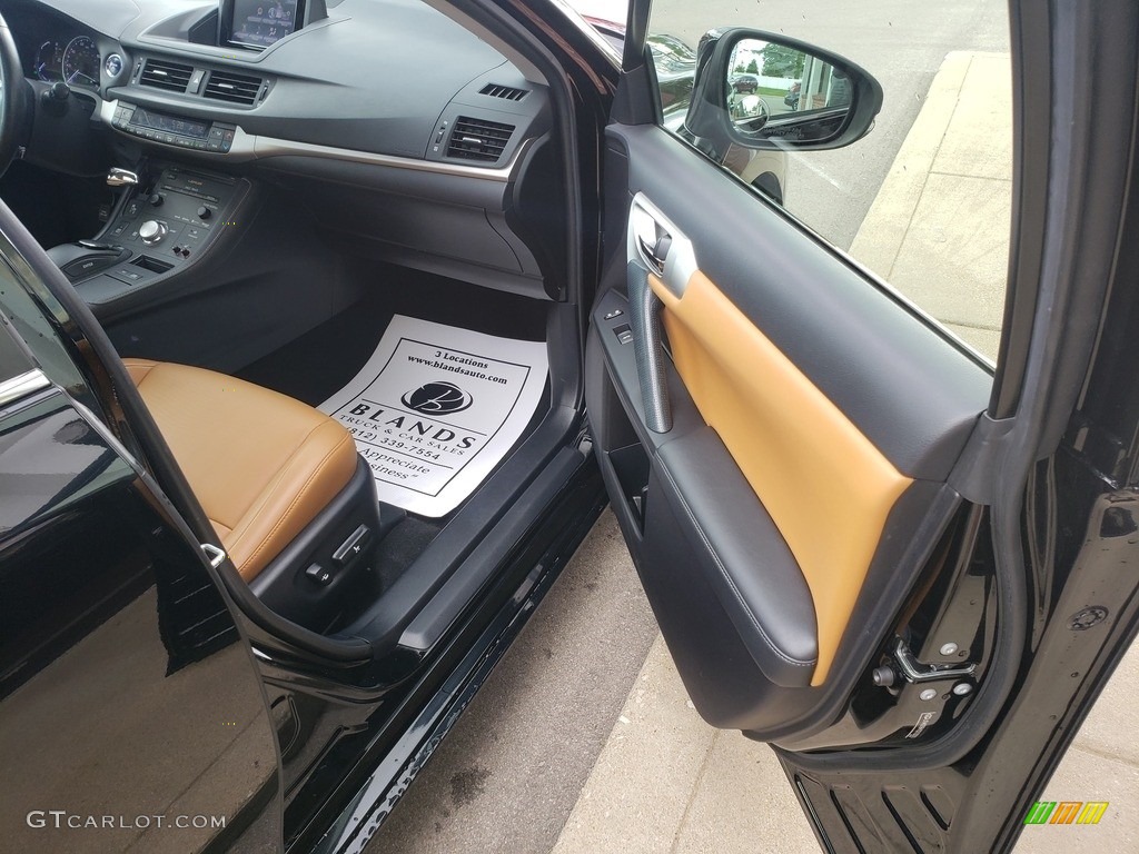2013 CT 200h Hybrid - Obsidian Black / Caramel photo #43