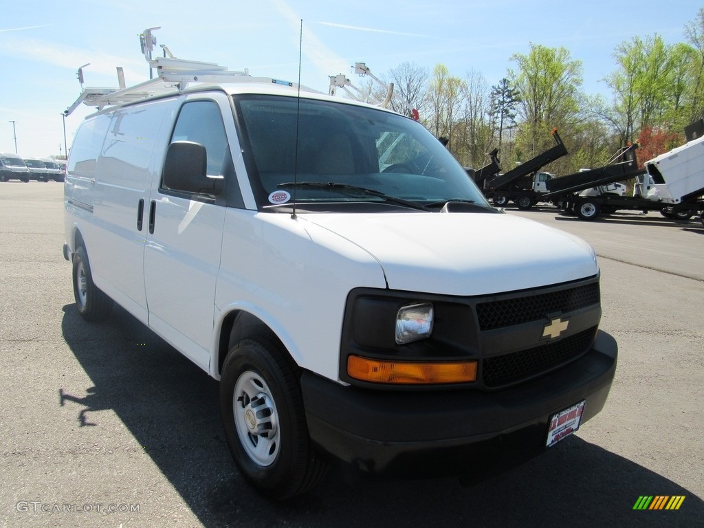 Summit White 2014 Chevrolet Express 3500 Cargo WT Exterior Photo #138573546