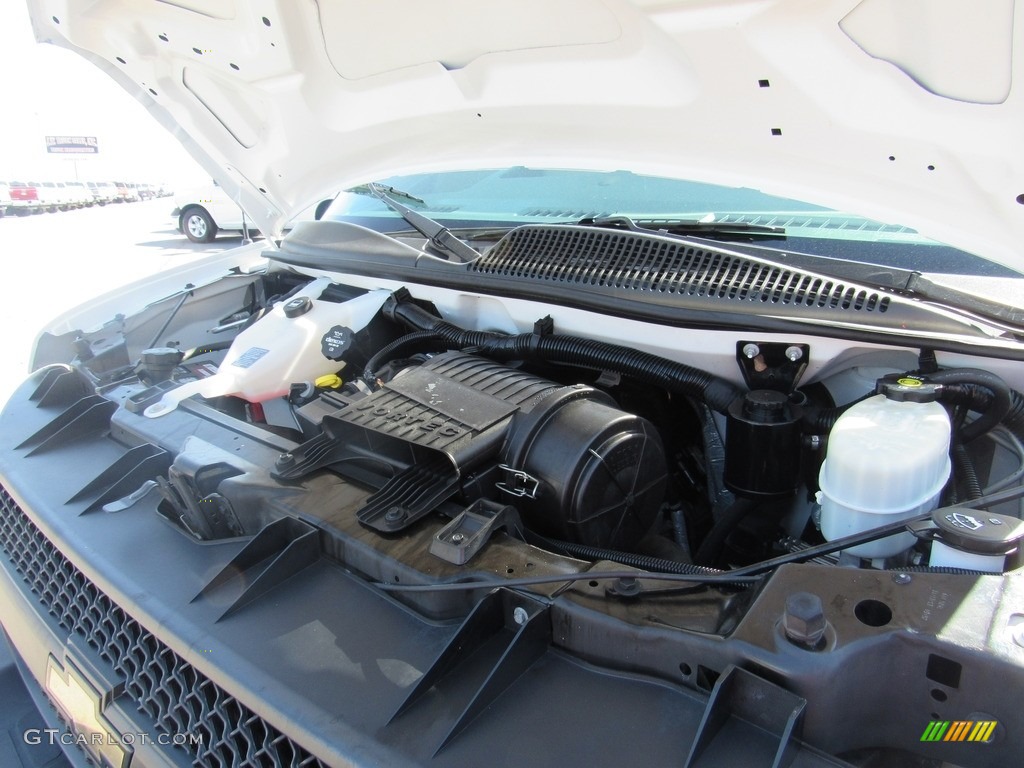 2014 Chevrolet Express 3500 Cargo WT 4.8 Liter OHV 16-Valve Vortec V8 Engine Photo #138574220