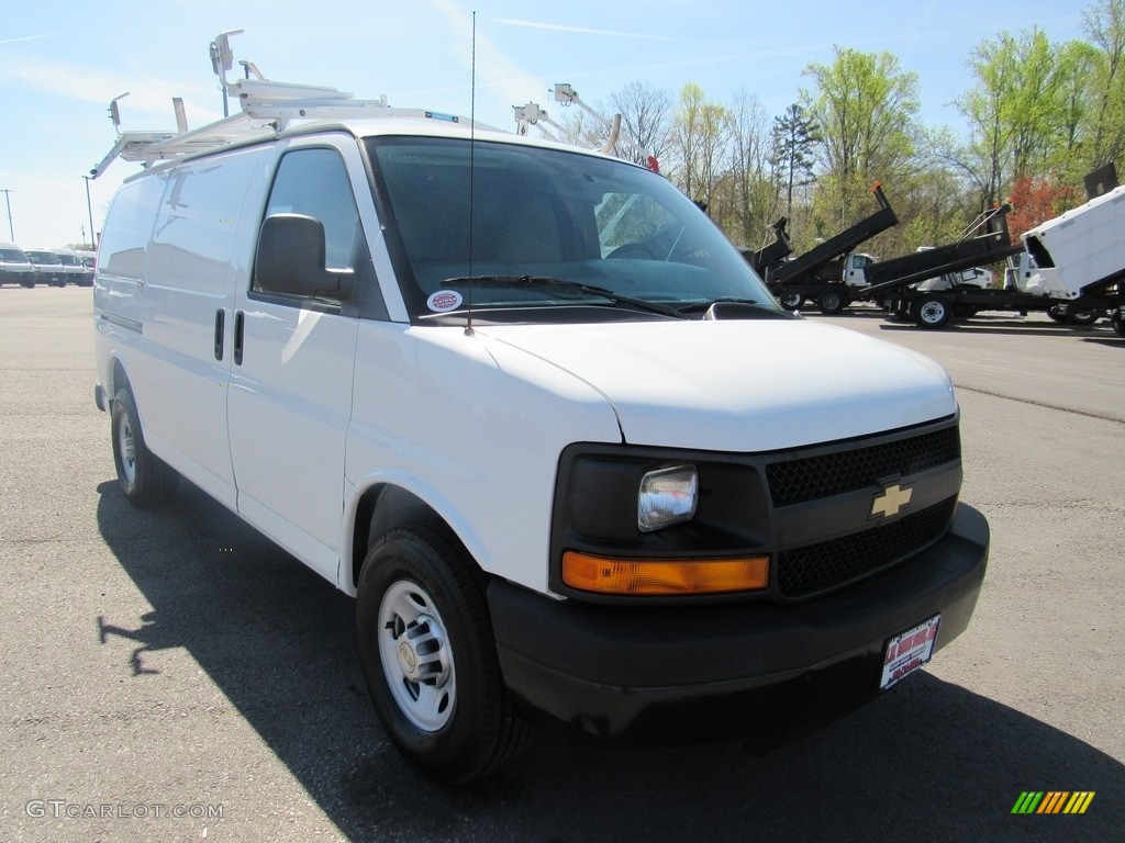 Summit White 2014 Chevrolet Express 3500 Cargo WT Exterior Photo #138574512