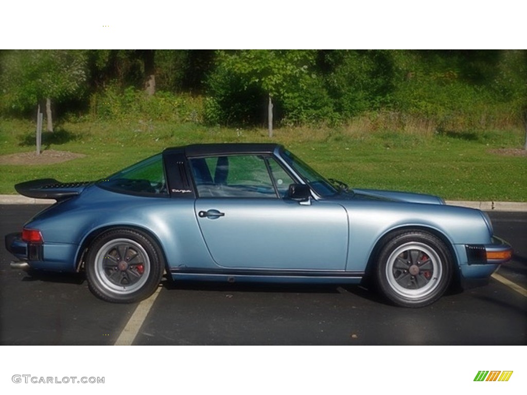 Iris Blue 1985 Porsche 911 Carrera Targa Exterior Photo #138575286