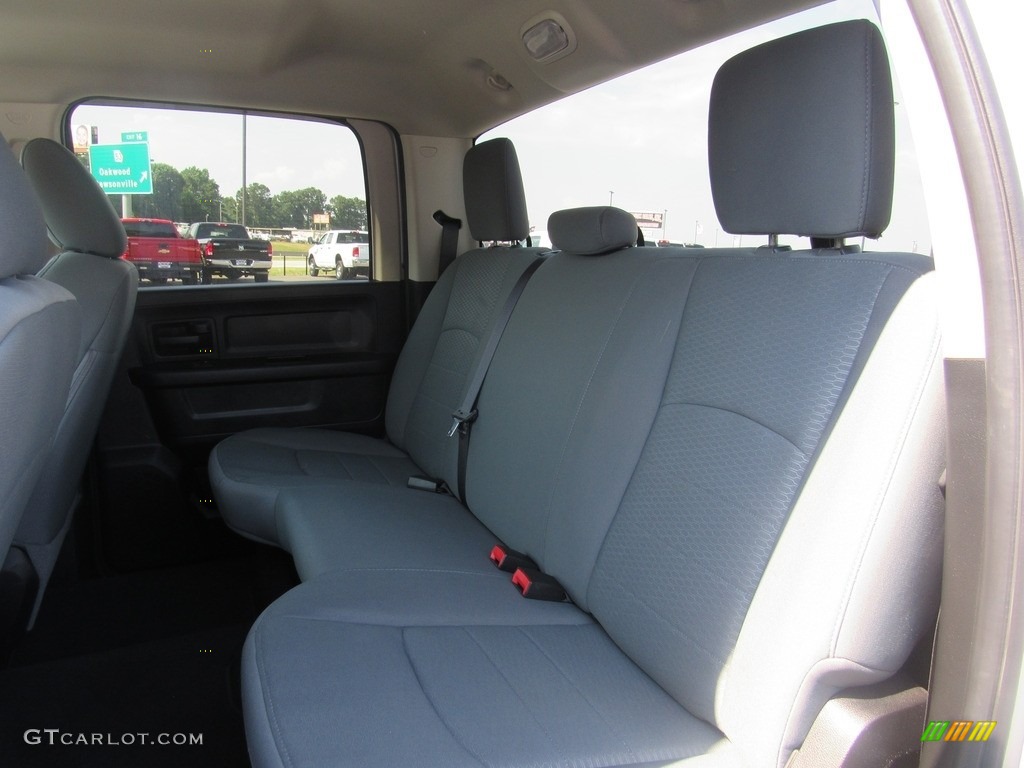 2016 3500 Tradesman Crew Cab 4x4 - Bright Silver Metallic / Diesel Gray/Black photo #22