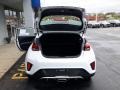 Chalk White - Veloster 2.0 Premium Photo No. 29