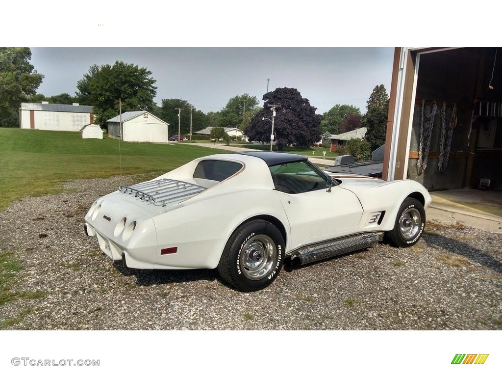 1977 Corvette Coupe - Classic White / Buckskin photo #2