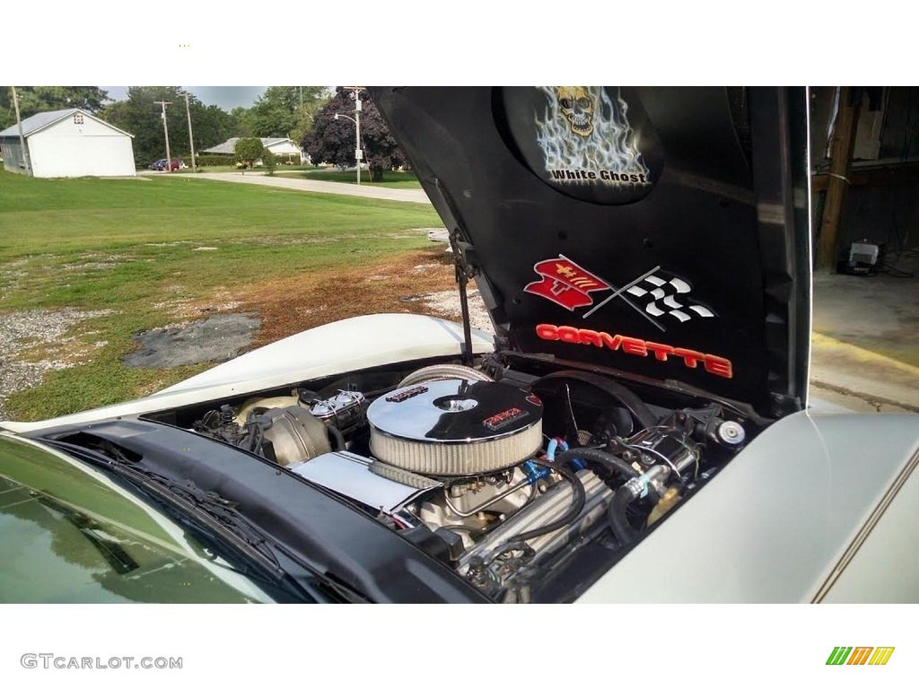 1977 Corvette Coupe - Classic White / Buckskin photo #9