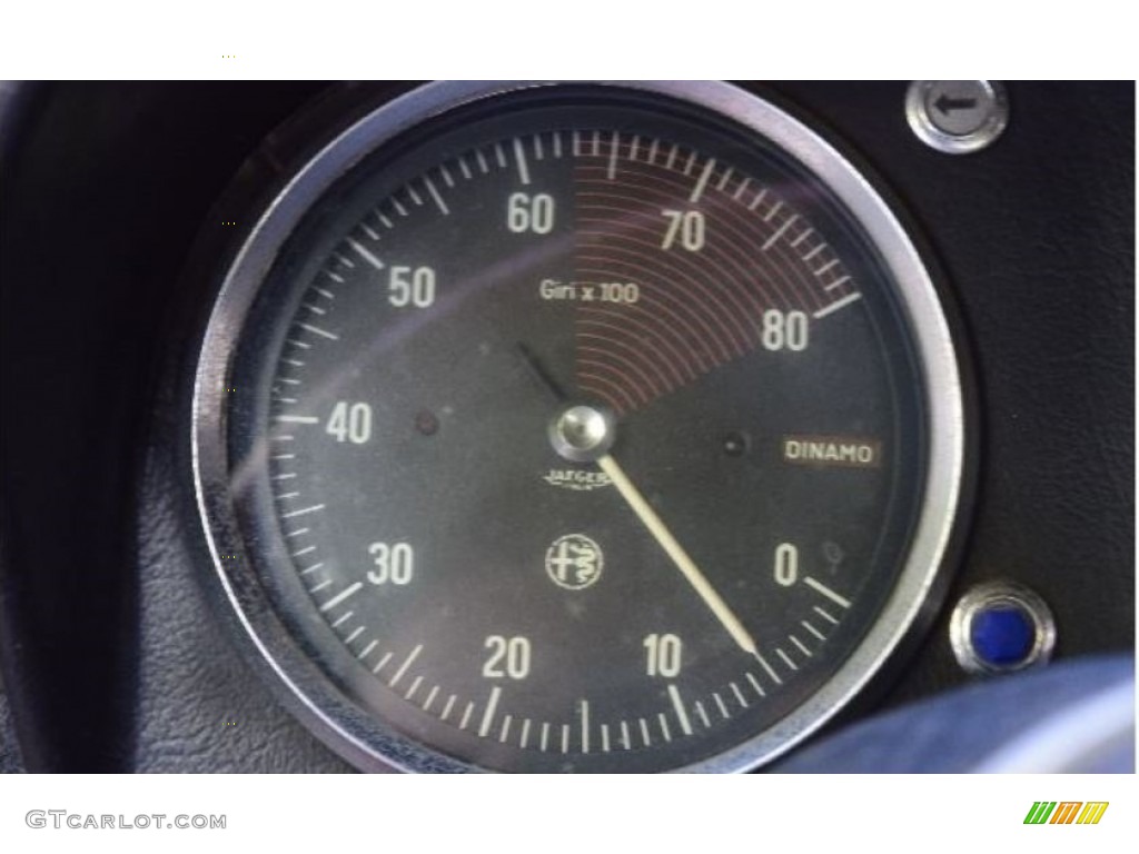 1966 Alfa Romeo Duetto Spider Gauges Photo #138578616