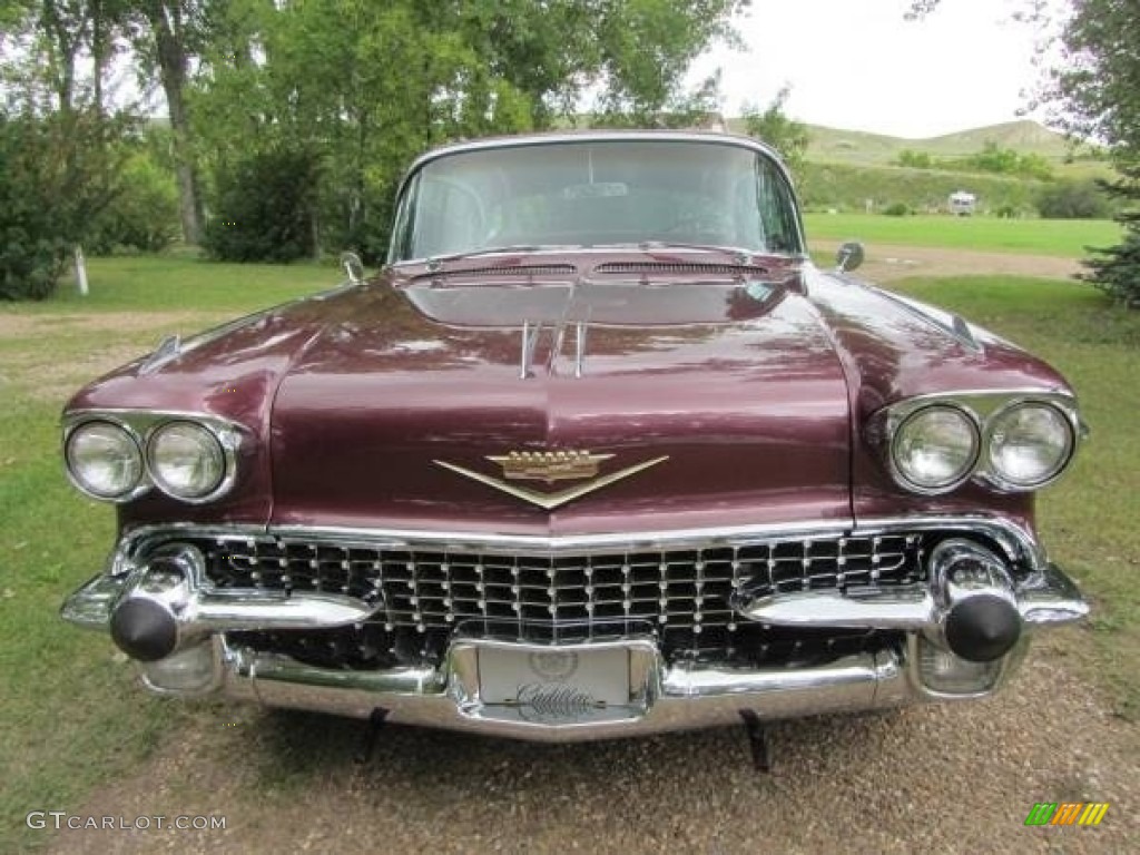 Maroon Metallic 1958 Cadillac Fleetwood Sixty Special Exterior Photo #138579045