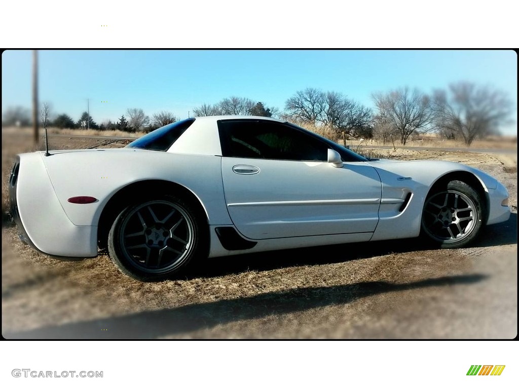 2001 Corvette Z06 - Speedway White / Black photo #3