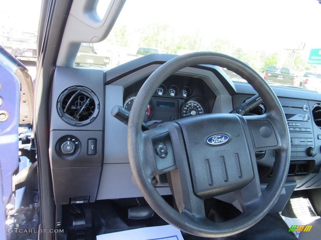 2012 F250 Super Duty XL Regular Cab Chassis - Dark Blue Pearl Metallic / Steel photo #19