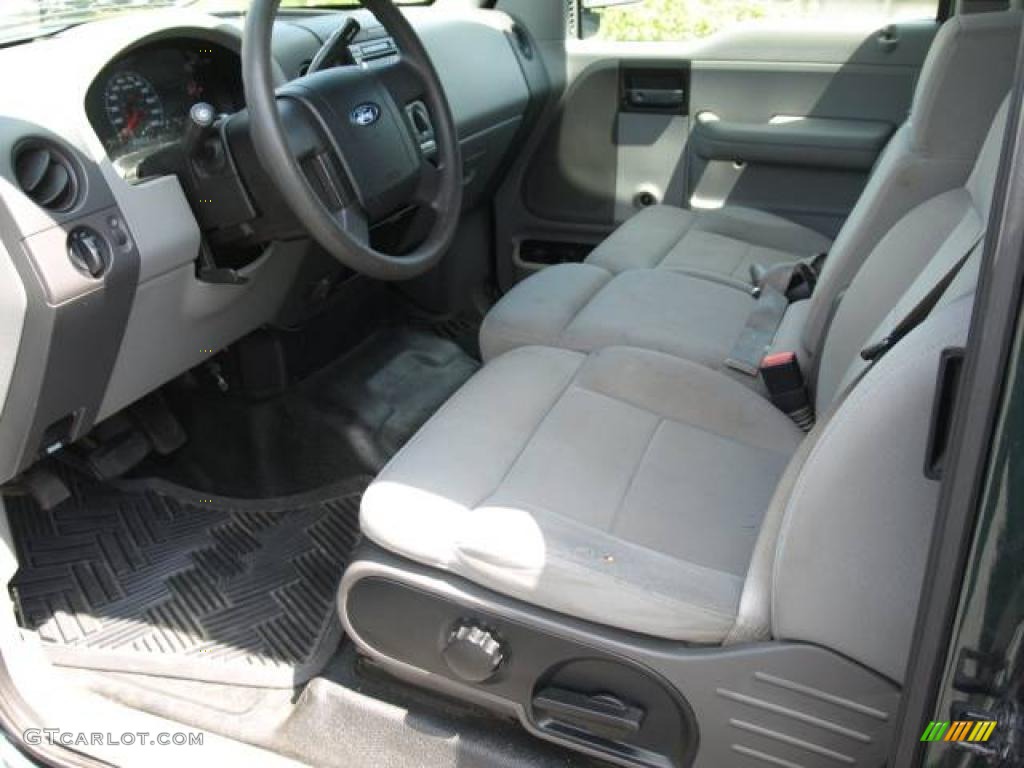2004 F150 XL SuperCab - Aspen Green Metallic / Medium/Dark Flint photo #9