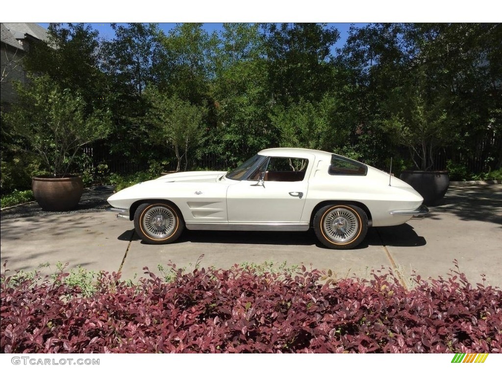 Ermine White 1963 Chevrolet Corvette Sting Ray Coupe Exterior Photo #138580677