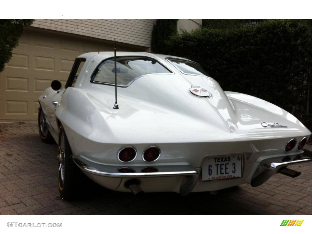 1963 Corvette Sting Ray Coupe - Ermine White / Saddle photo #8