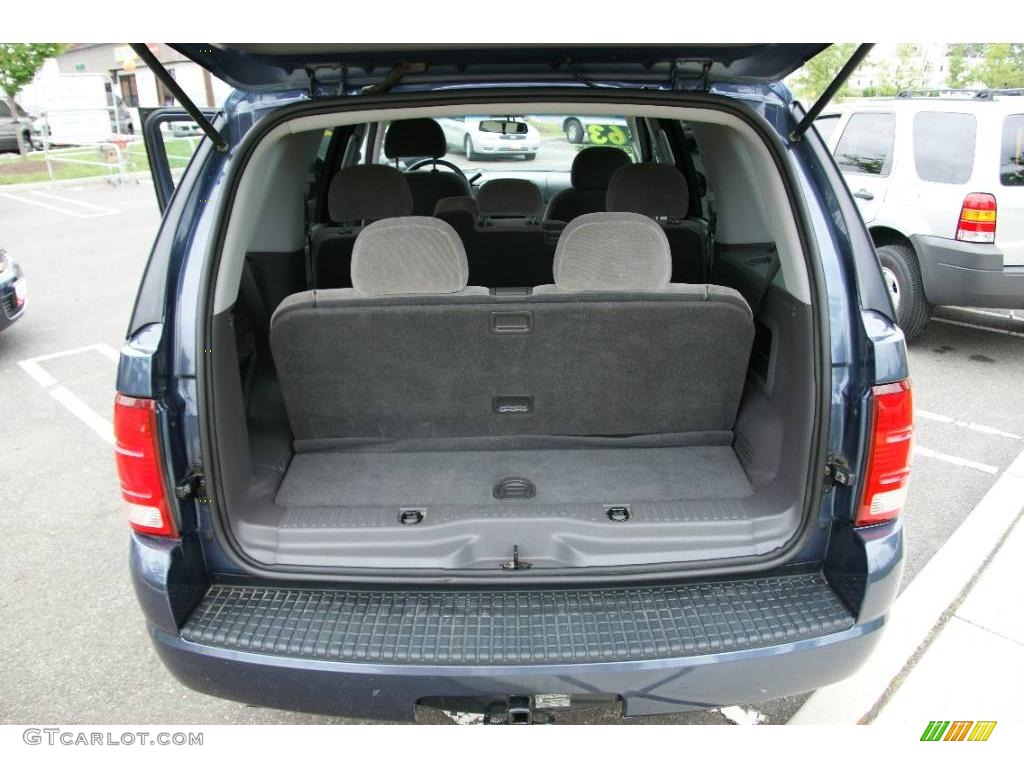 2005 Explorer XLT 4x4 - Medium Wedgewood Blue Metallic / Graphite photo #9