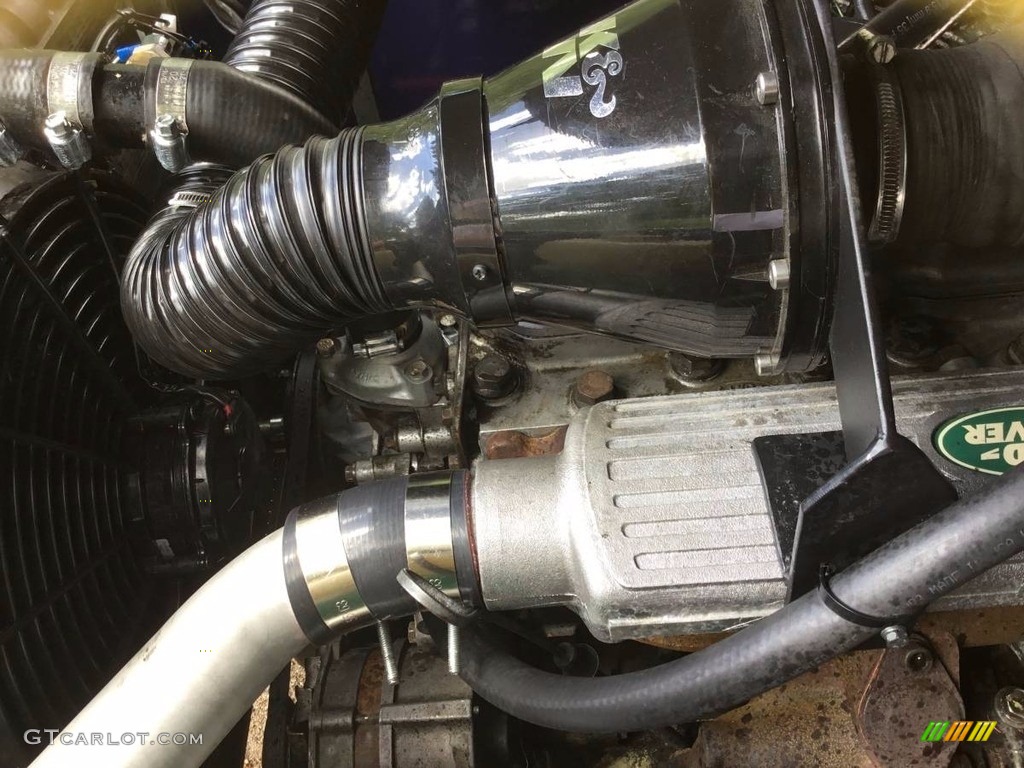 1974 Land Rover Series III 4 Door Hardtop Engine Photos