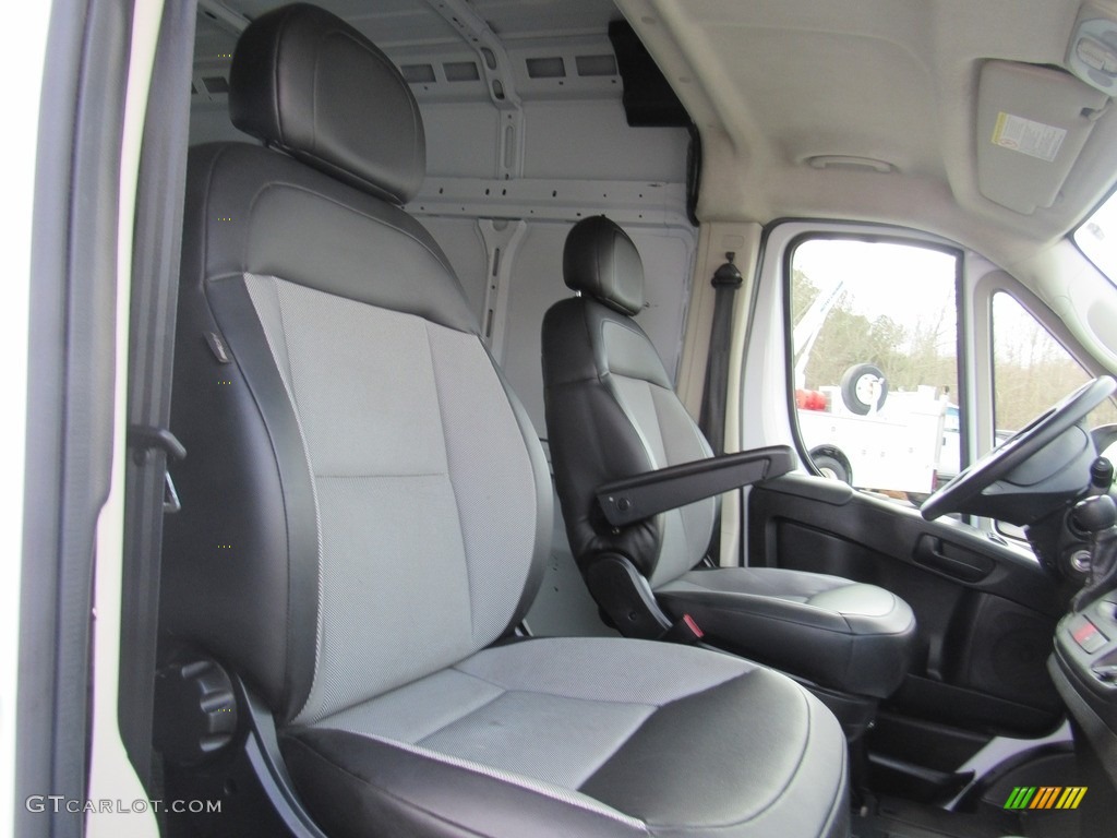2017 Ram ProMaster 2500 High Roof Cargo Van Front Seat Photo #138586092