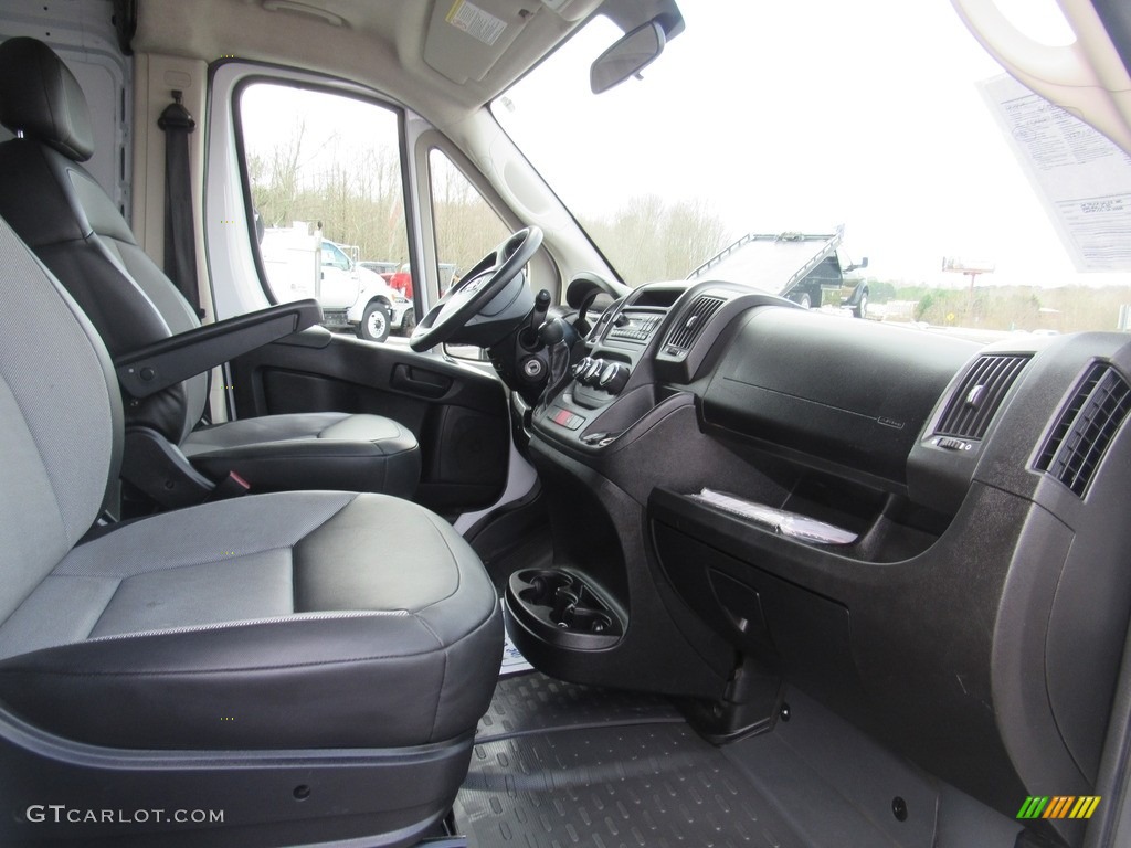 2017 Ram ProMaster 2500 High Roof Cargo Van Front Seat Photo #138586110