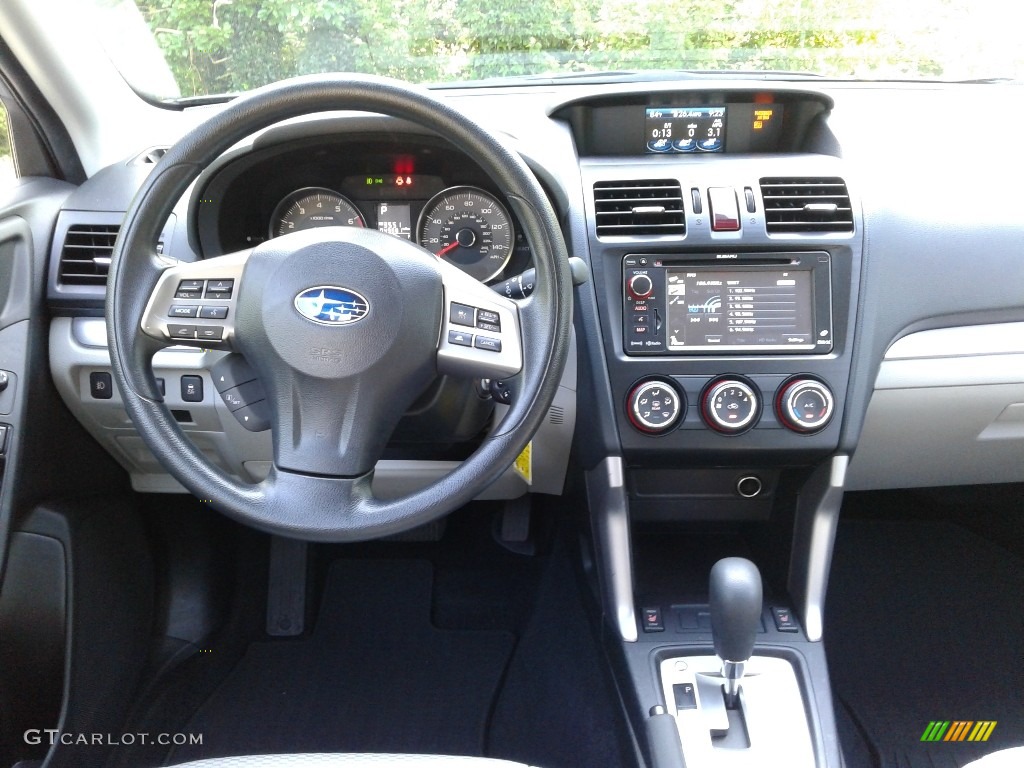 2015 Subaru Forester 2.5i Premium Dashboard Photos