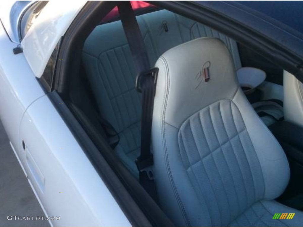 1997 Camaro Z28 Coupe - Arctic White / Arctic White photo #3