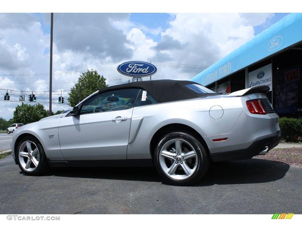 2010 Mustang GT Premium Convertible - Brilliant Silver Metallic / Charcoal Black/Cashmere photo #13