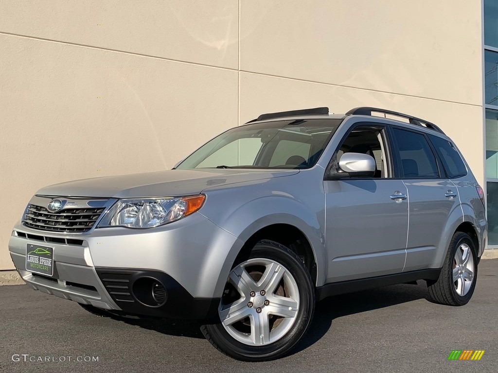2010 Forester 2.5 X Premium - Steel Silver Metallic / Black photo #4