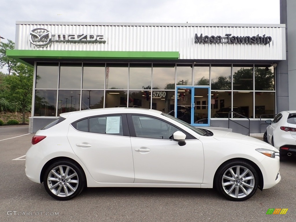 Snowflake White Pearl Mica Mazda MAZDA3