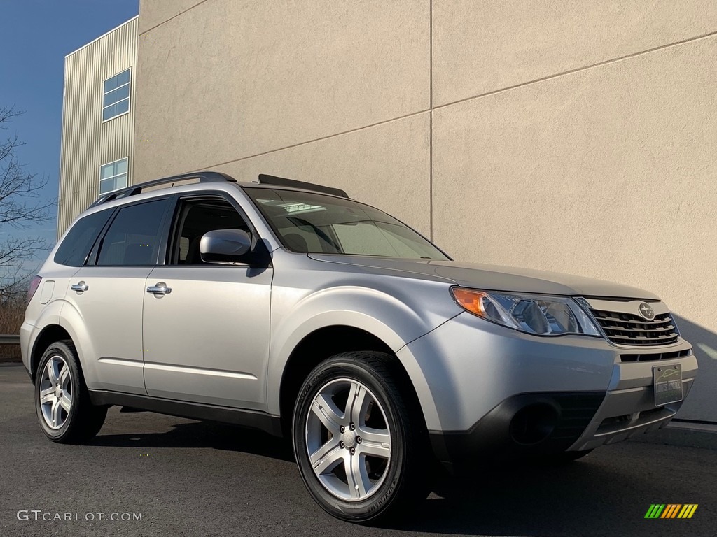 2010 Forester 2.5 X Premium - Steel Silver Metallic / Black photo #18